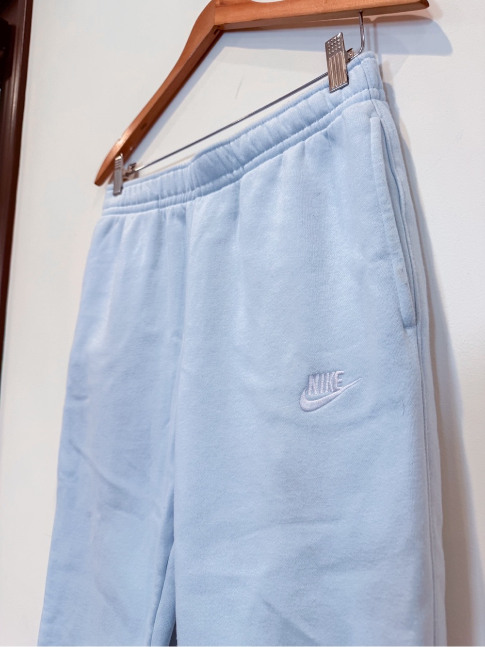 Nike Sportswear Club Fleece Joggers – Glacier Blue – Medium - Picture 4 of 8